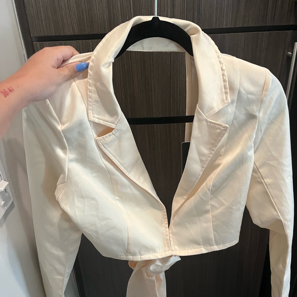 PLT Top. Size 2.